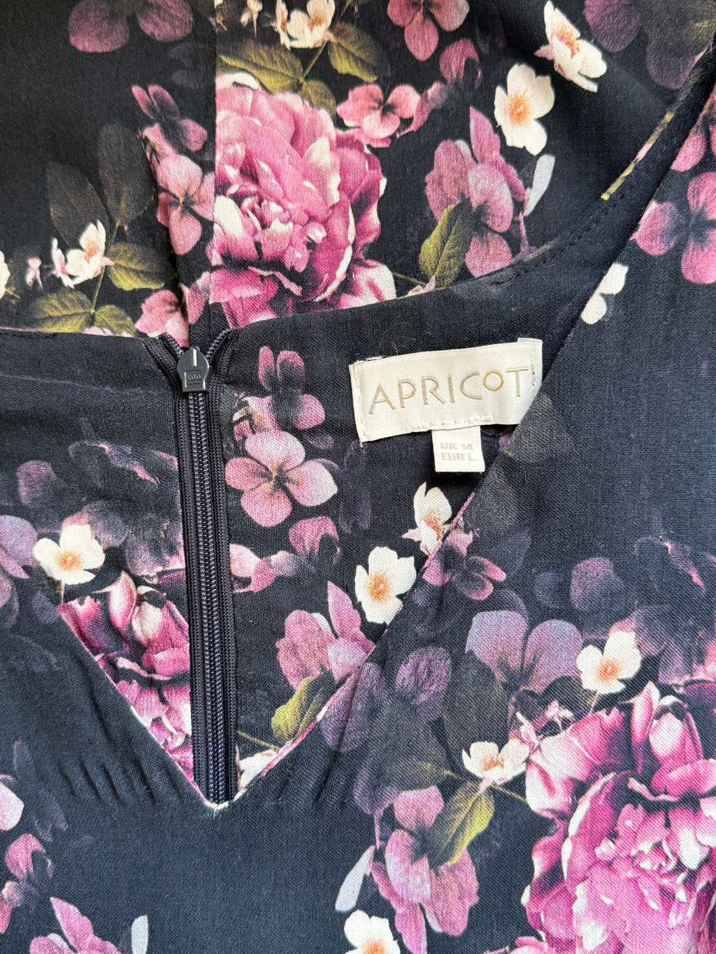 Apricot Sleeveless V-Neck Floral Midi Dress – UK 14