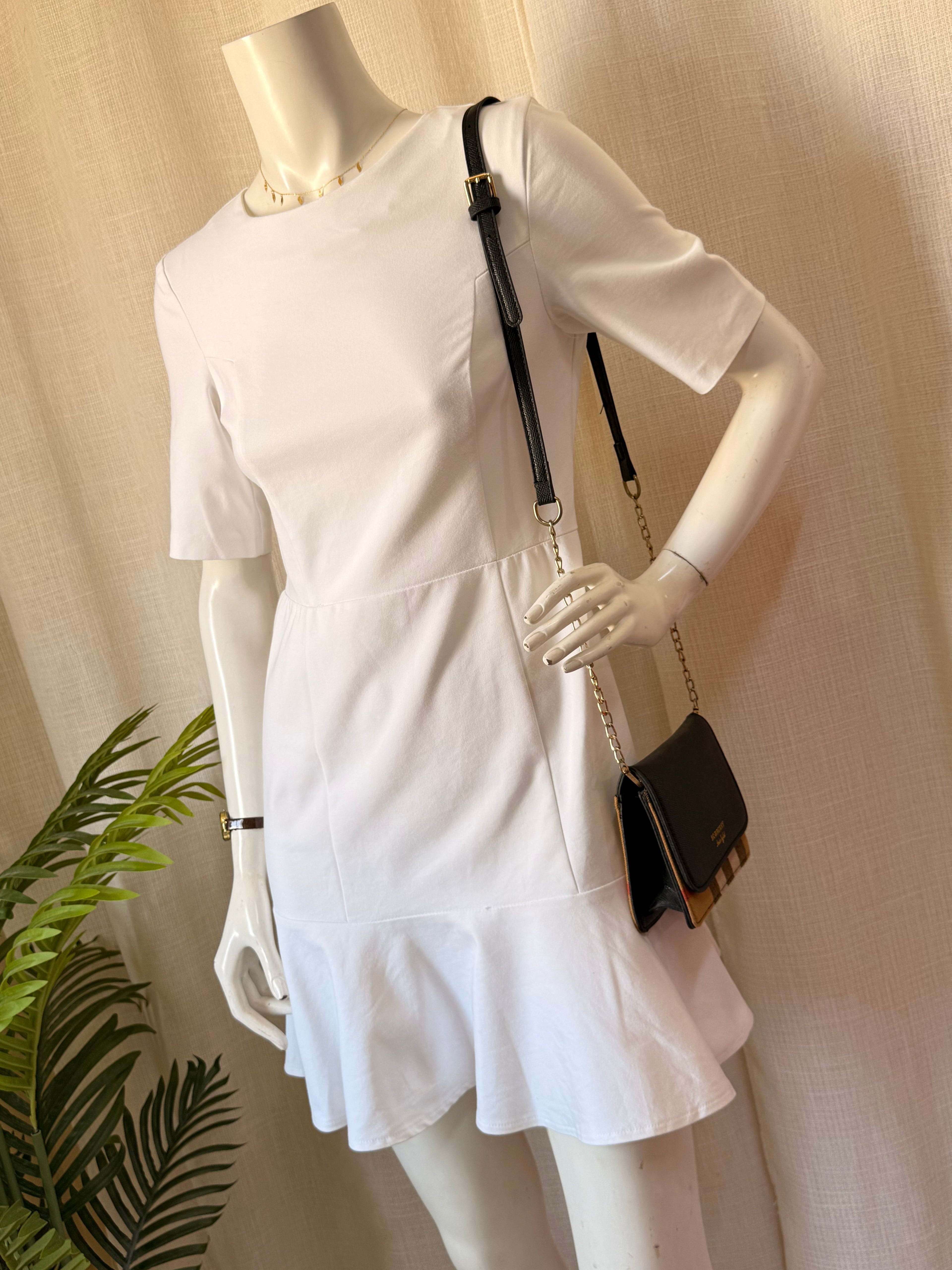 Topshop Crisp White Short-Sleeve Peplum Hem Mini Dress (Size UK 10 / US 6 / EUR 38)