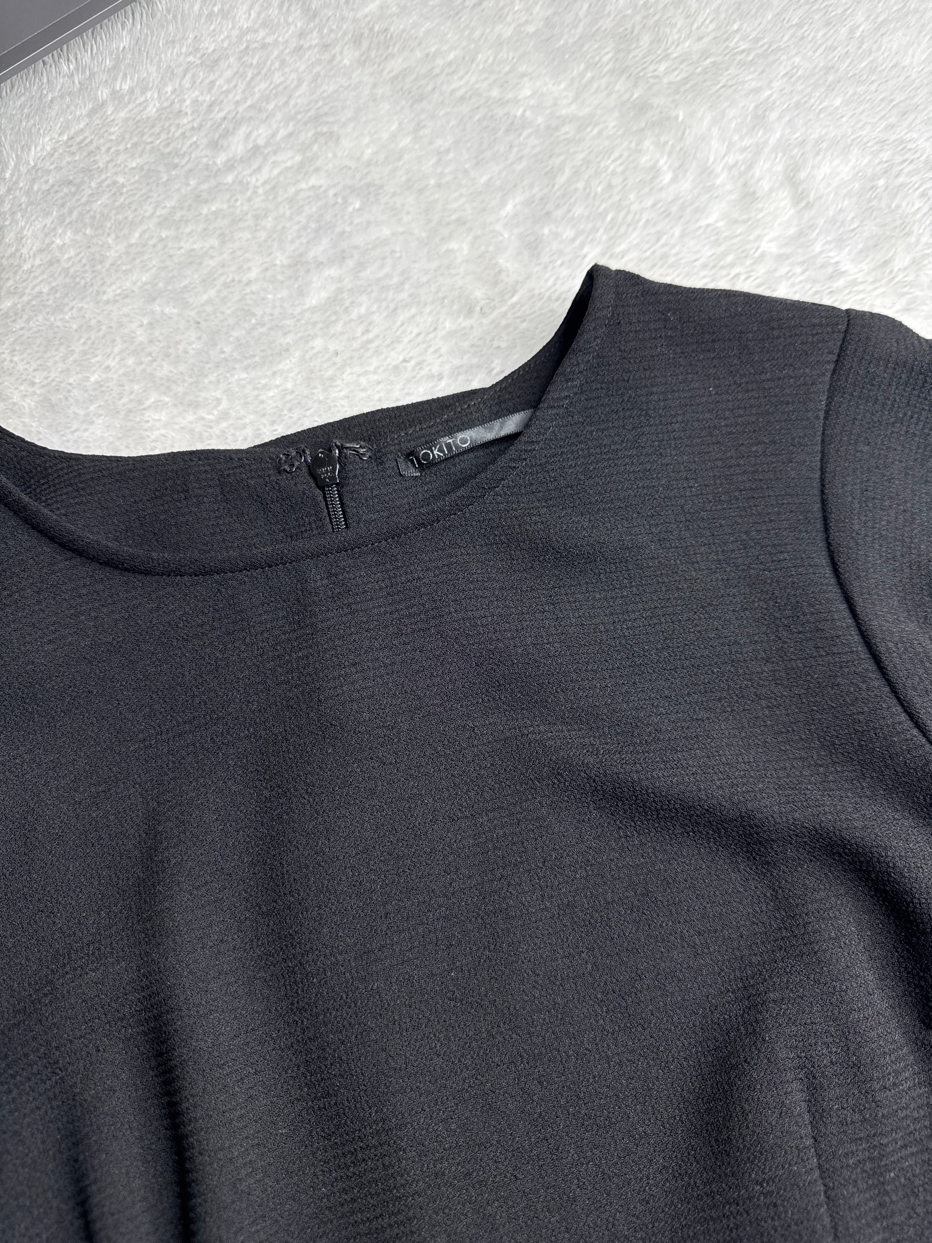 Tokito Elegant Black Mini Dress with Ruffle Sleeves (Small)