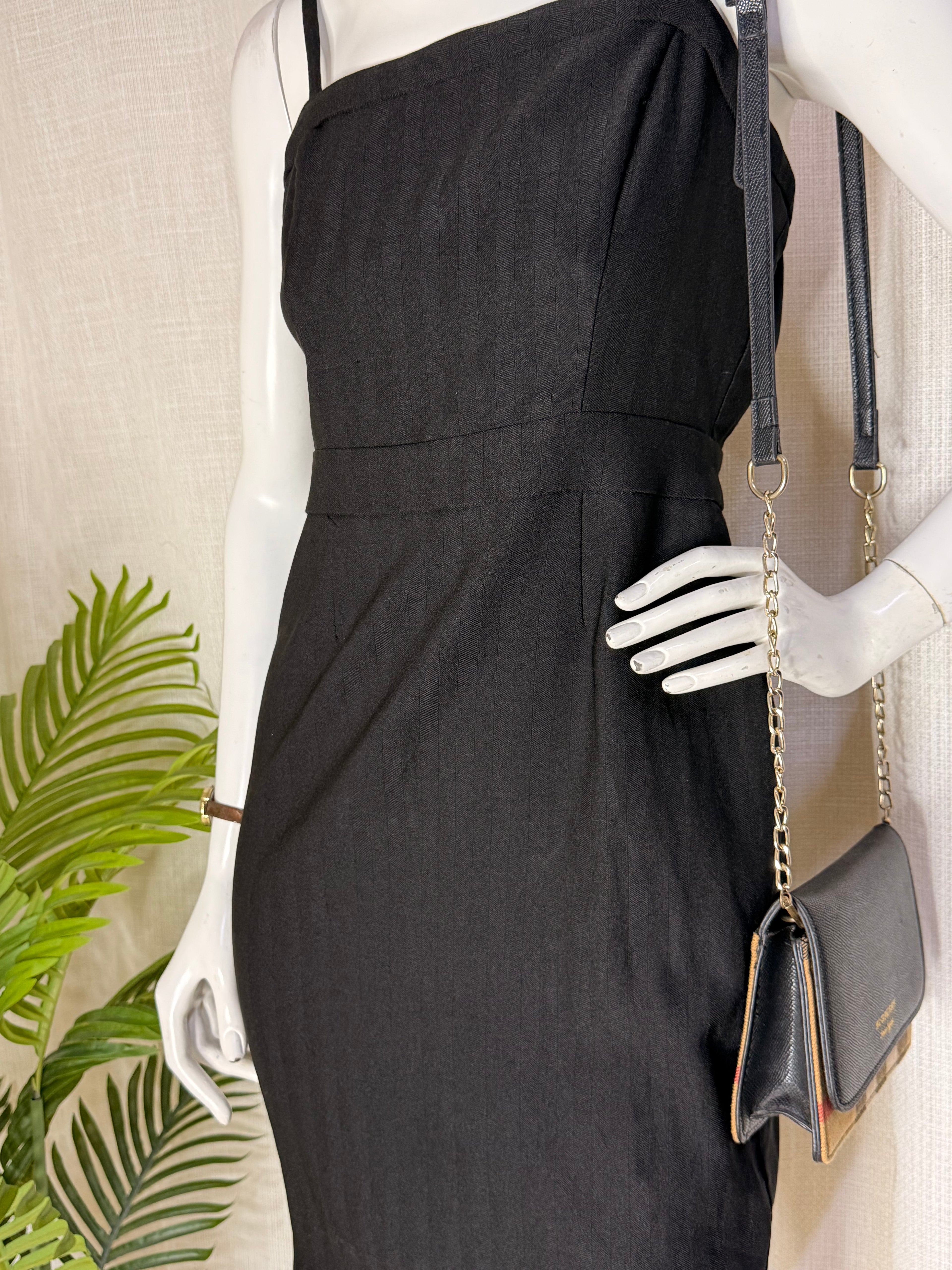 FOREVER 21 Subtle Pinstripe Camisole Sheath Dress - Classic Black (Size L)