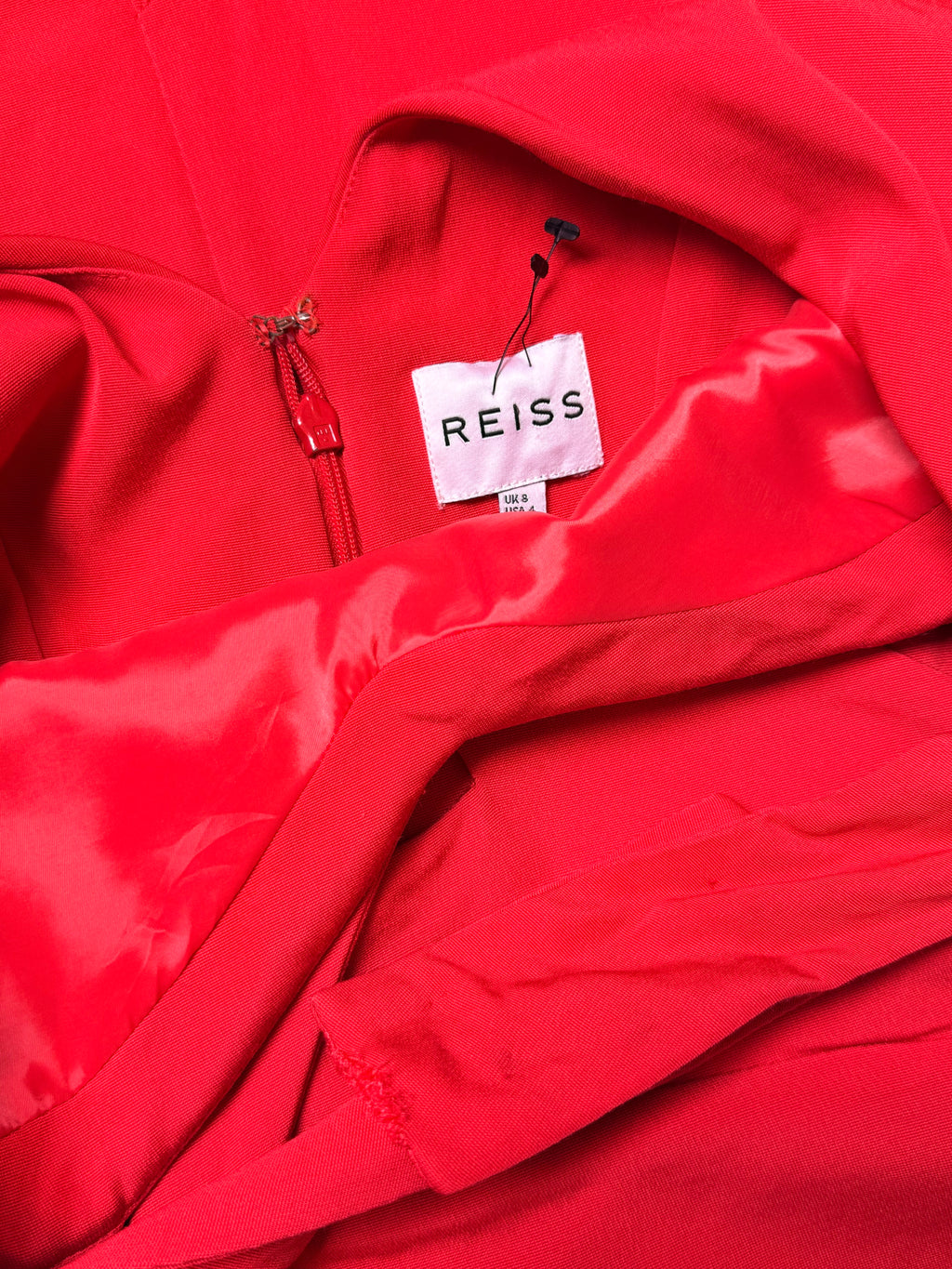 فستان كوكتيل REISS أحمر بياقة منسدلة | بلا أكمام غير متماثل ضيق | مقاس UK 8 / USA 4