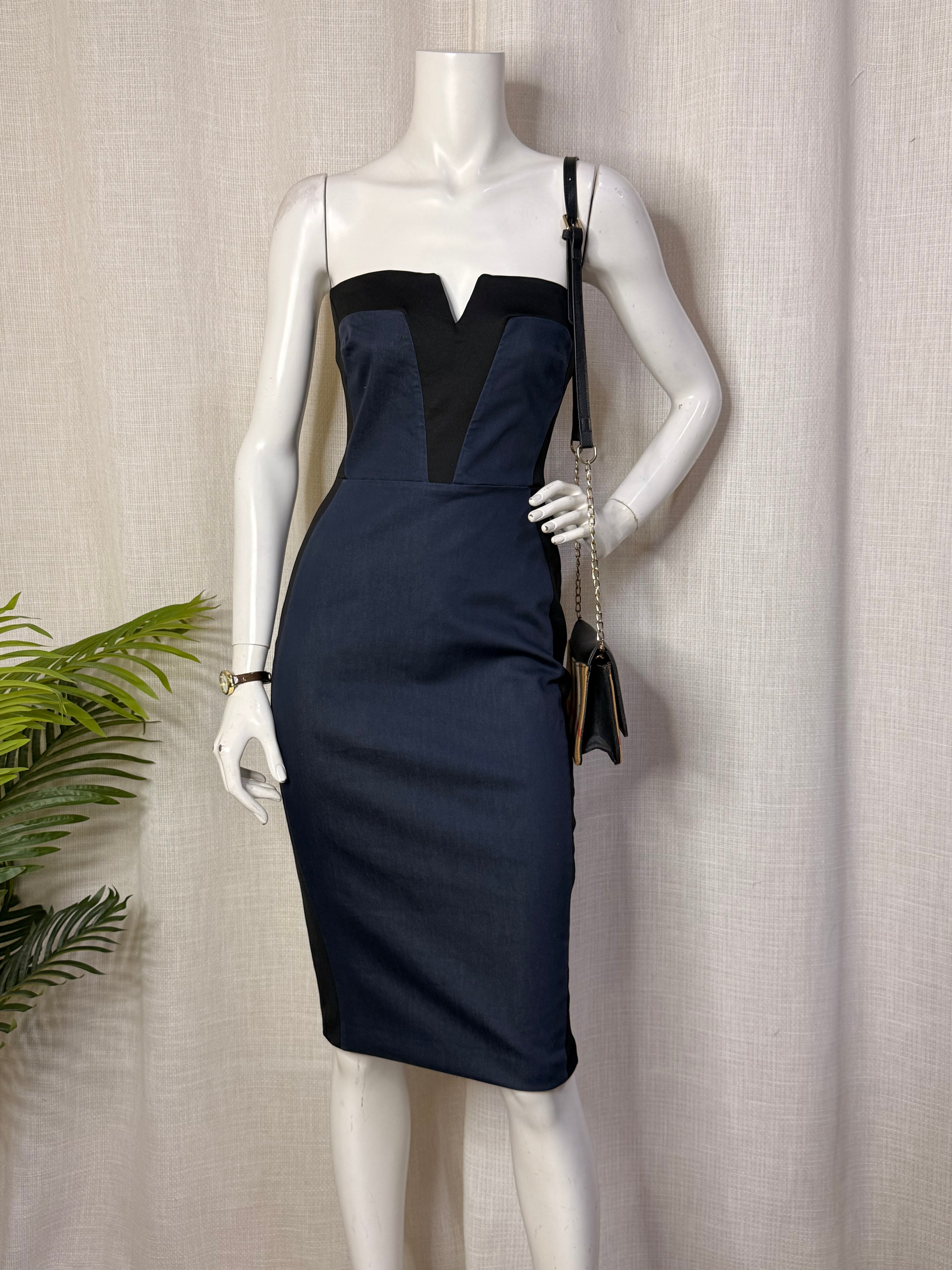River Island Navy & Black Color-Block Strapless V-Notch Midi Dress - Size UK 10 / EUR 36 - Medium
