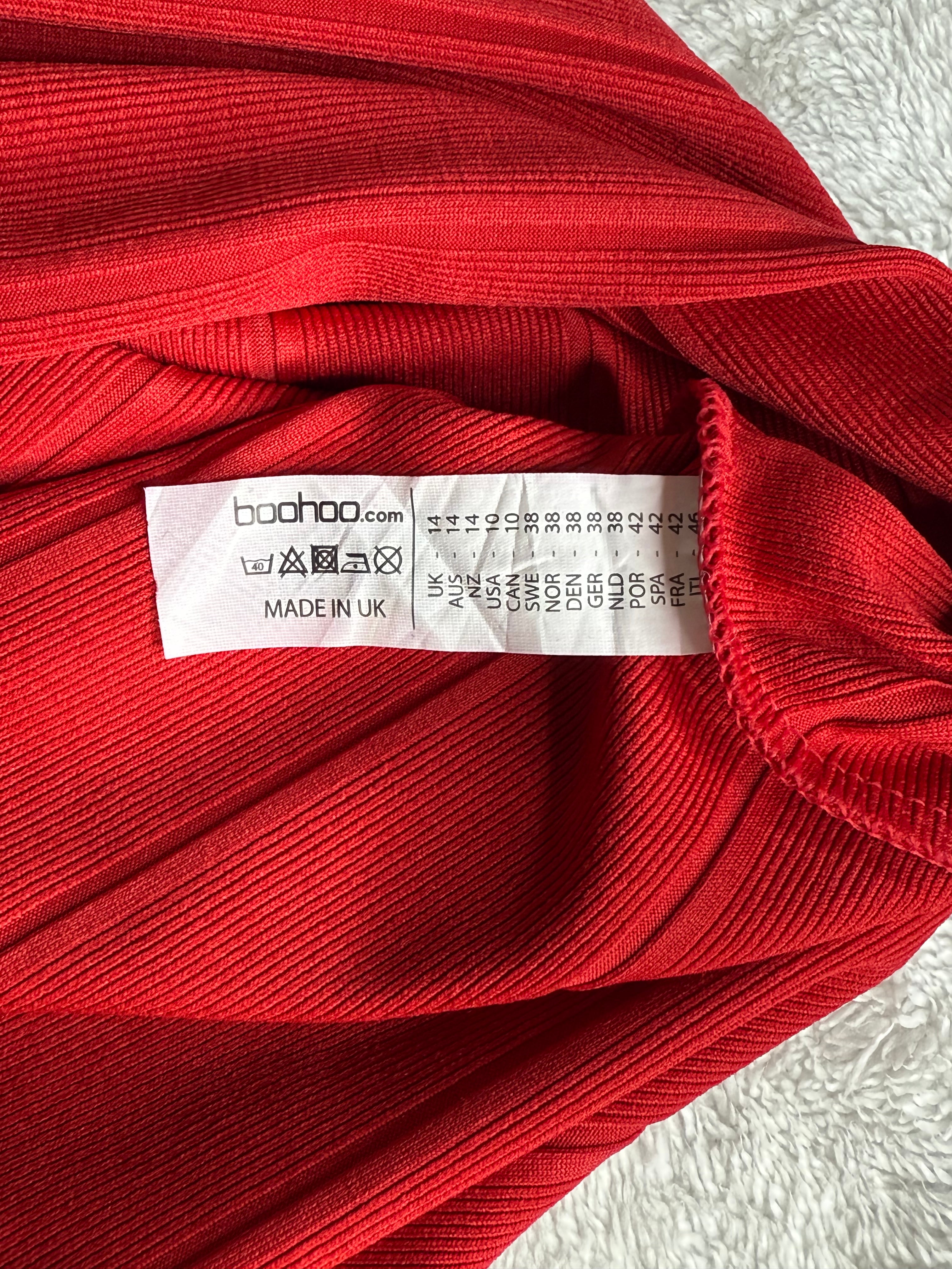 Boohoo Red Bandage Dress (New With Tag) UK 14