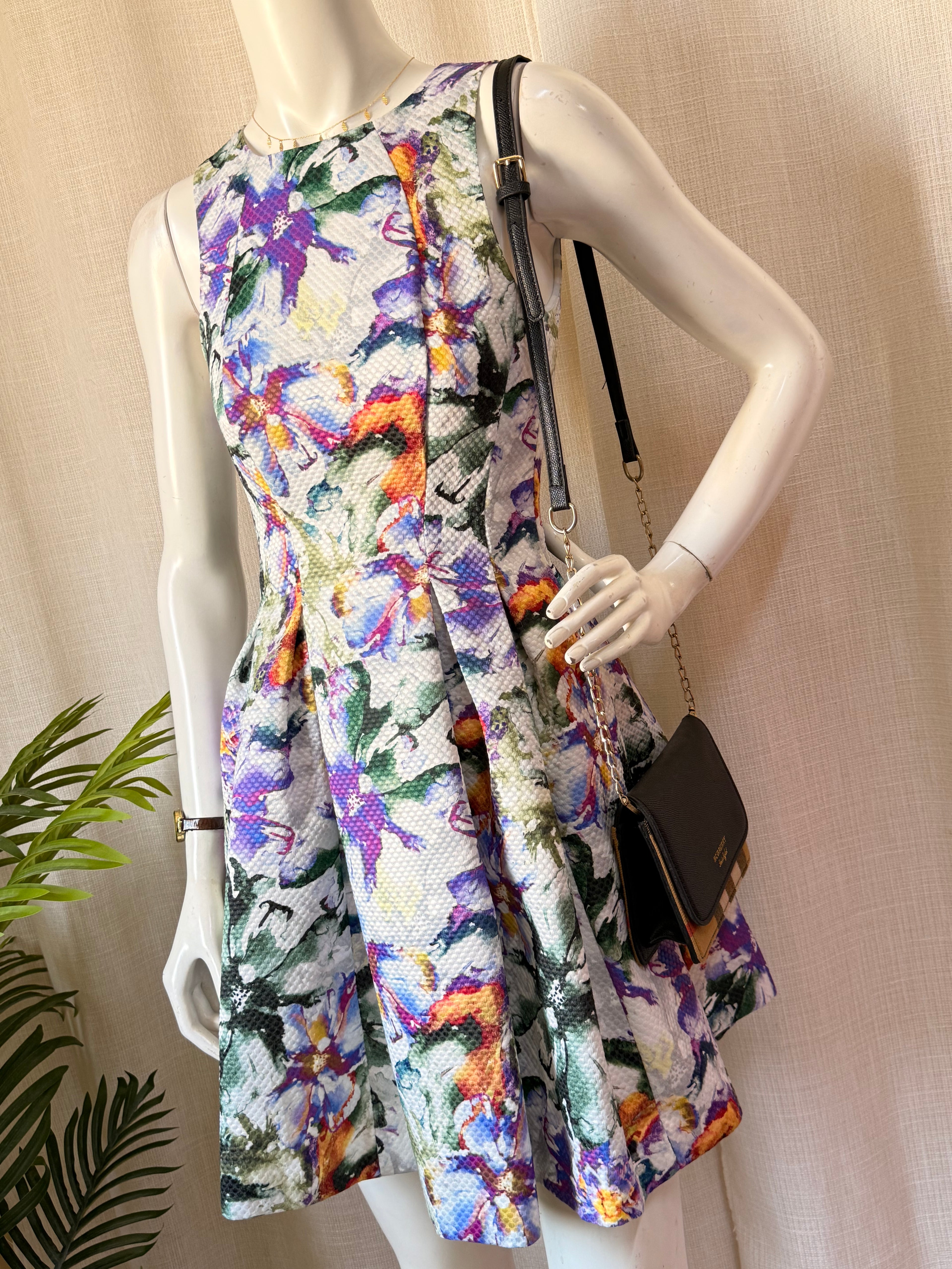 H&M Vibrant Floral Print Skater Dress (Size XS / EUR 34 / US 4)