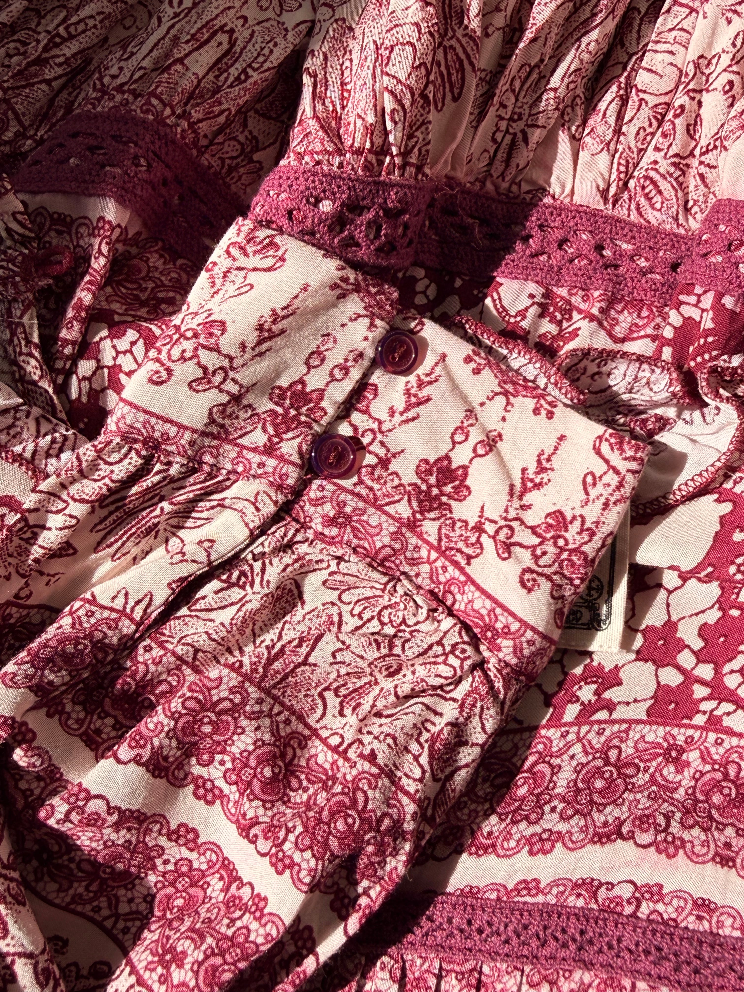 Janse Boho Tiered Mini Dress - Berry Pink Floral with Lace Detail - Size M/L