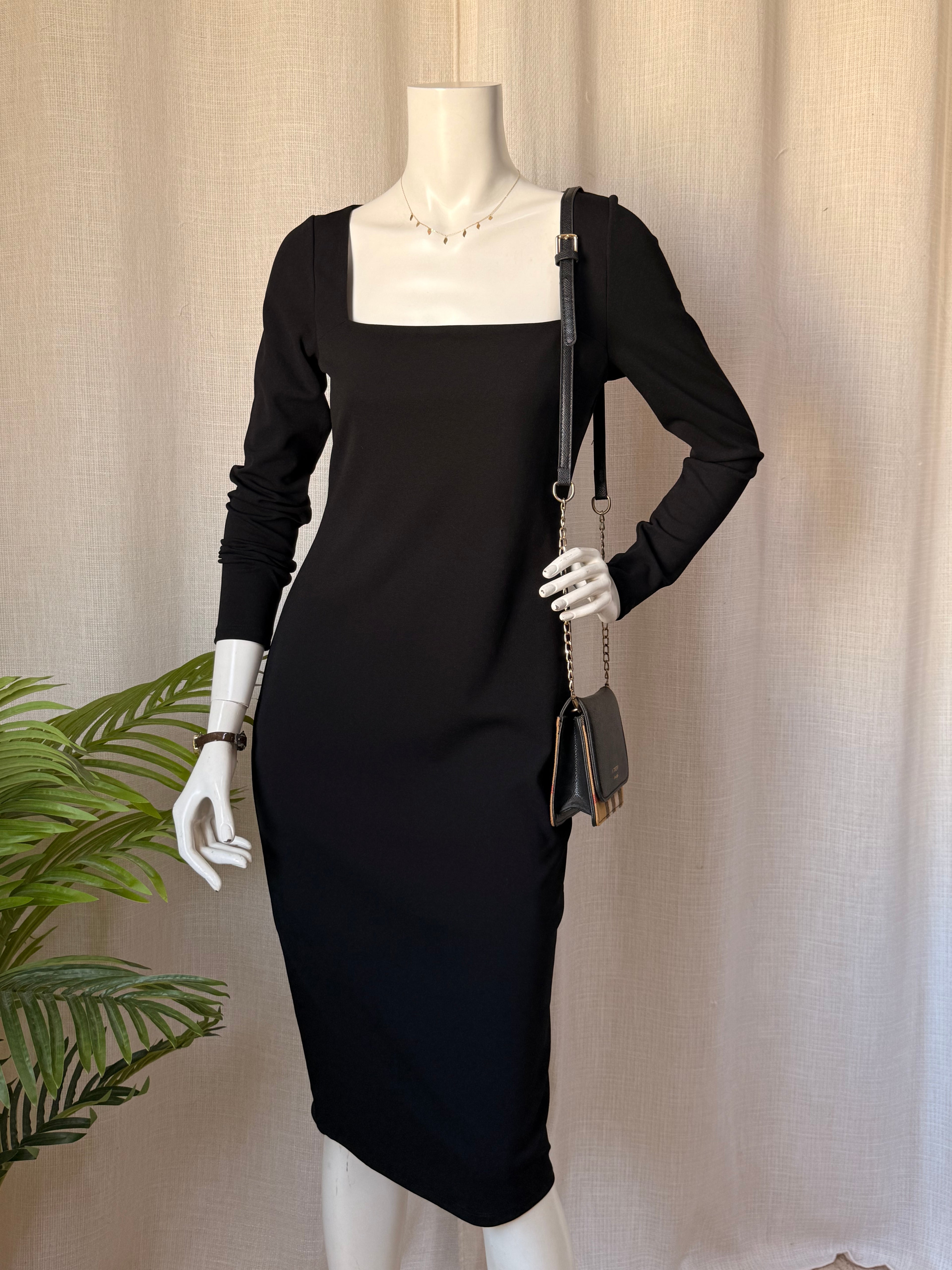 Elegant Square Neck Black Midi Dress with Side Slit
