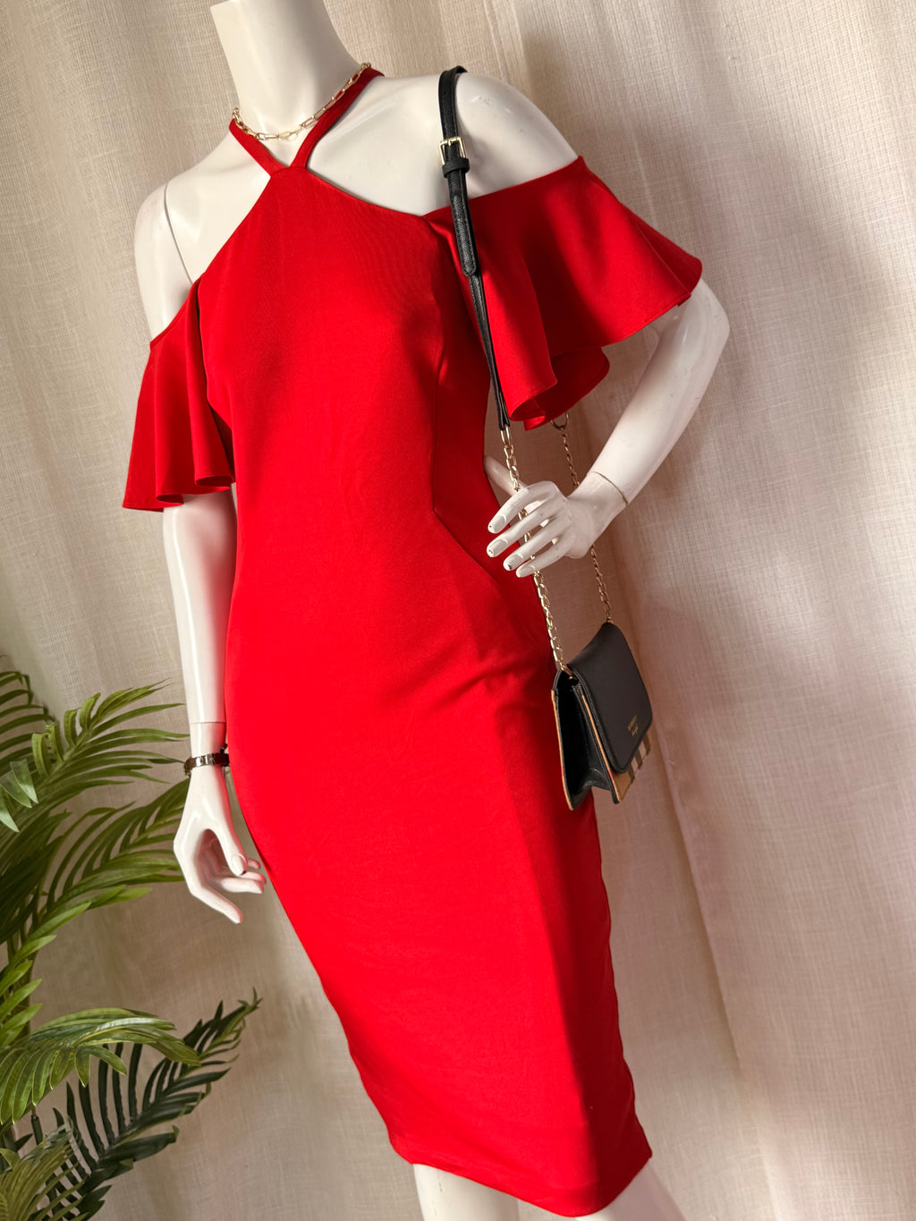 Stunning Preloved COAST Red Bodycon Dress - UK 10 for 25 AED!