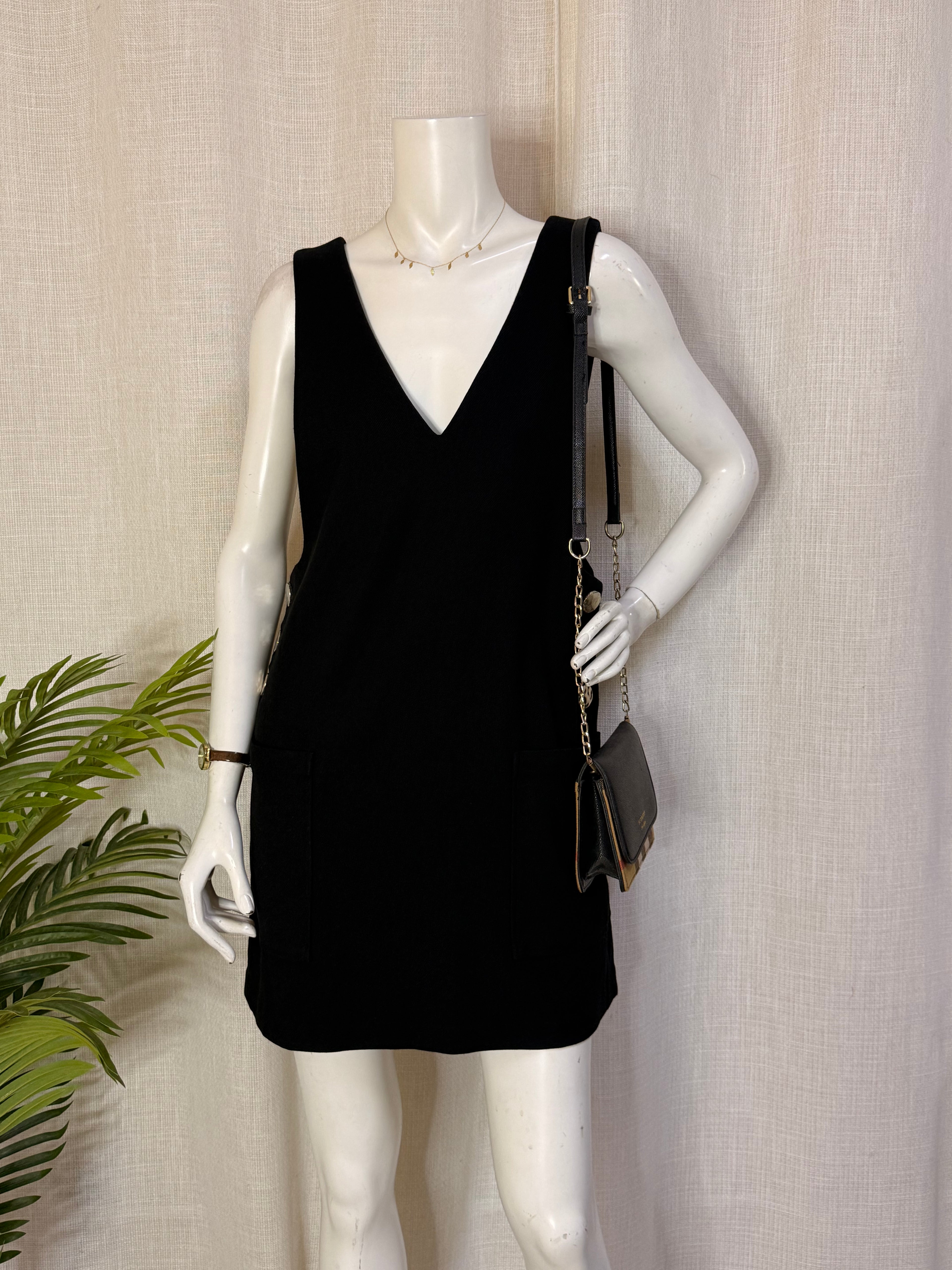 MANGO CASUAL Deep V-Neck Pinafore Jumper Dress - Classic Black (Size M)
