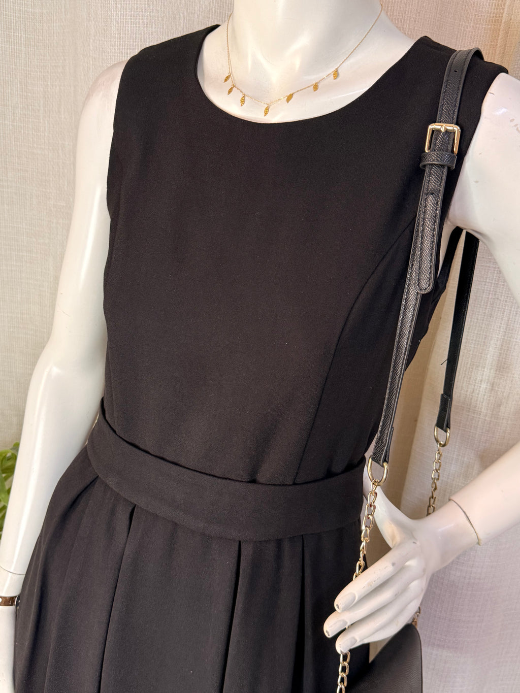 ISA Black Fit & Flare Sleeveless Dress – Size S | Classic Elegant Party Dress