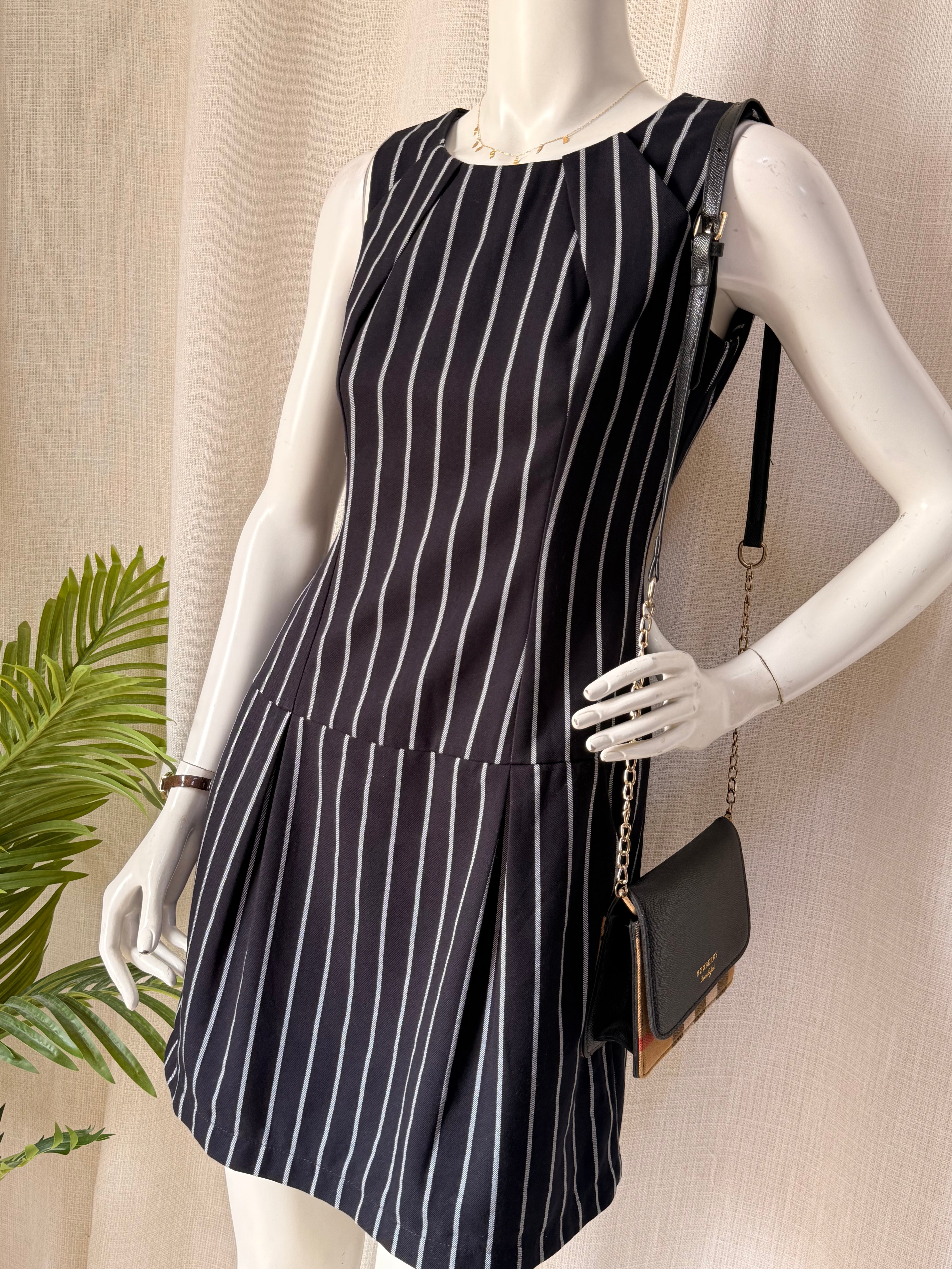 ISA Black & White Pinstripe Sleeveless Drop Waist Mini Dress – Size S | Smart Office Dress