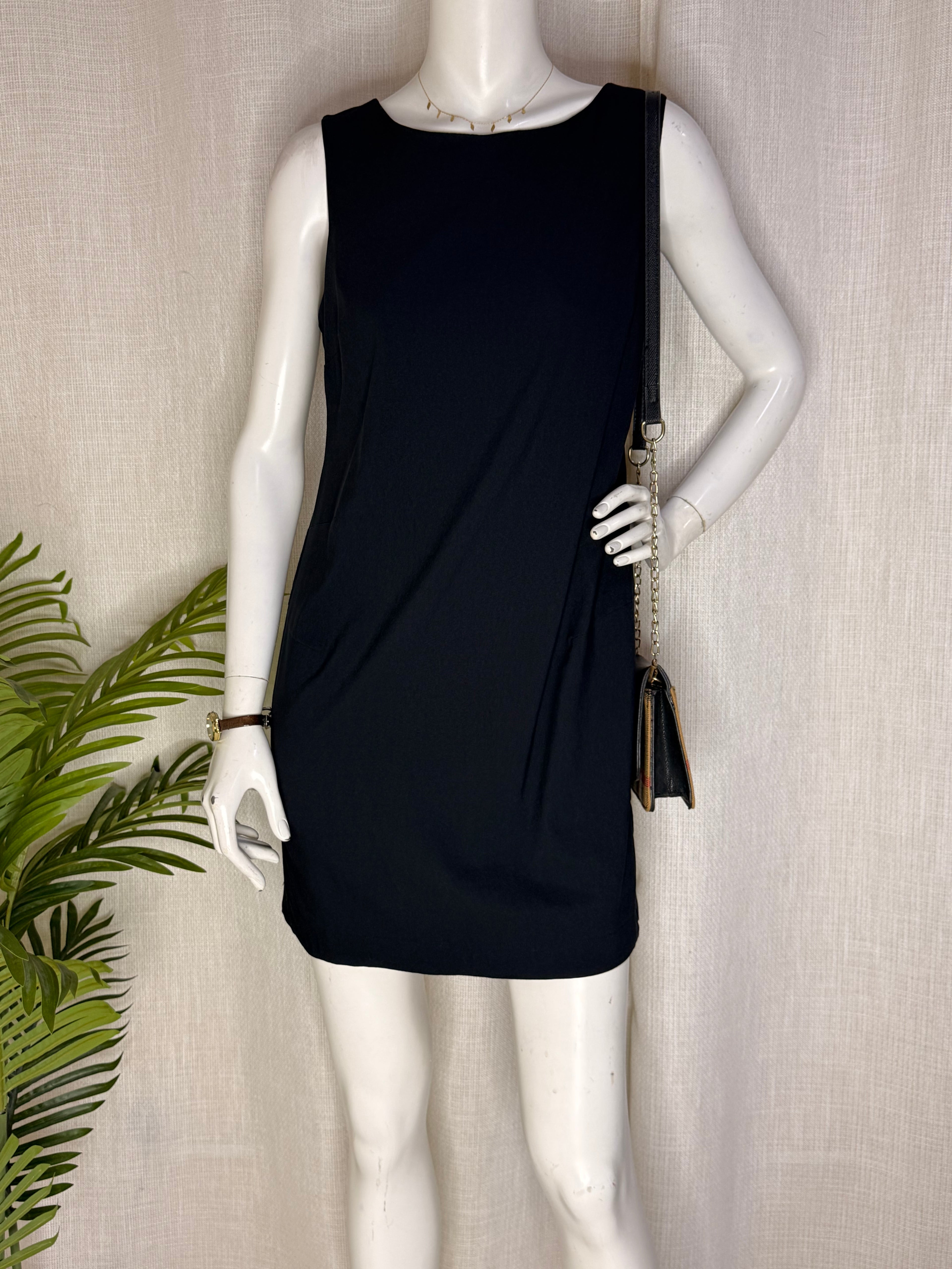 H&M MAMA Sleeveless Boat Neck Shift Dress - Classic Black (Size M)