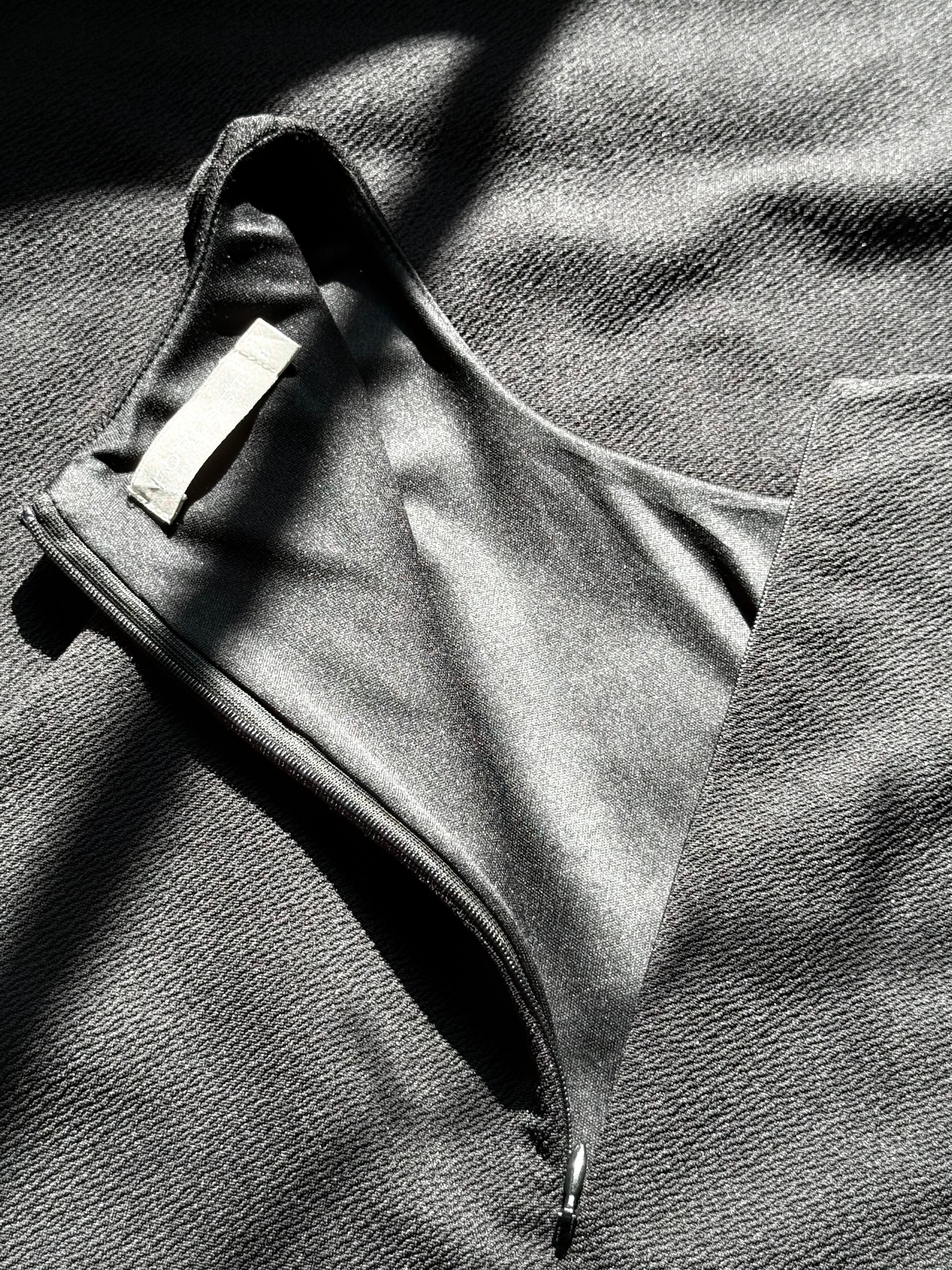 🌟 Polished Professional: FORECAST Preloved Black Dress