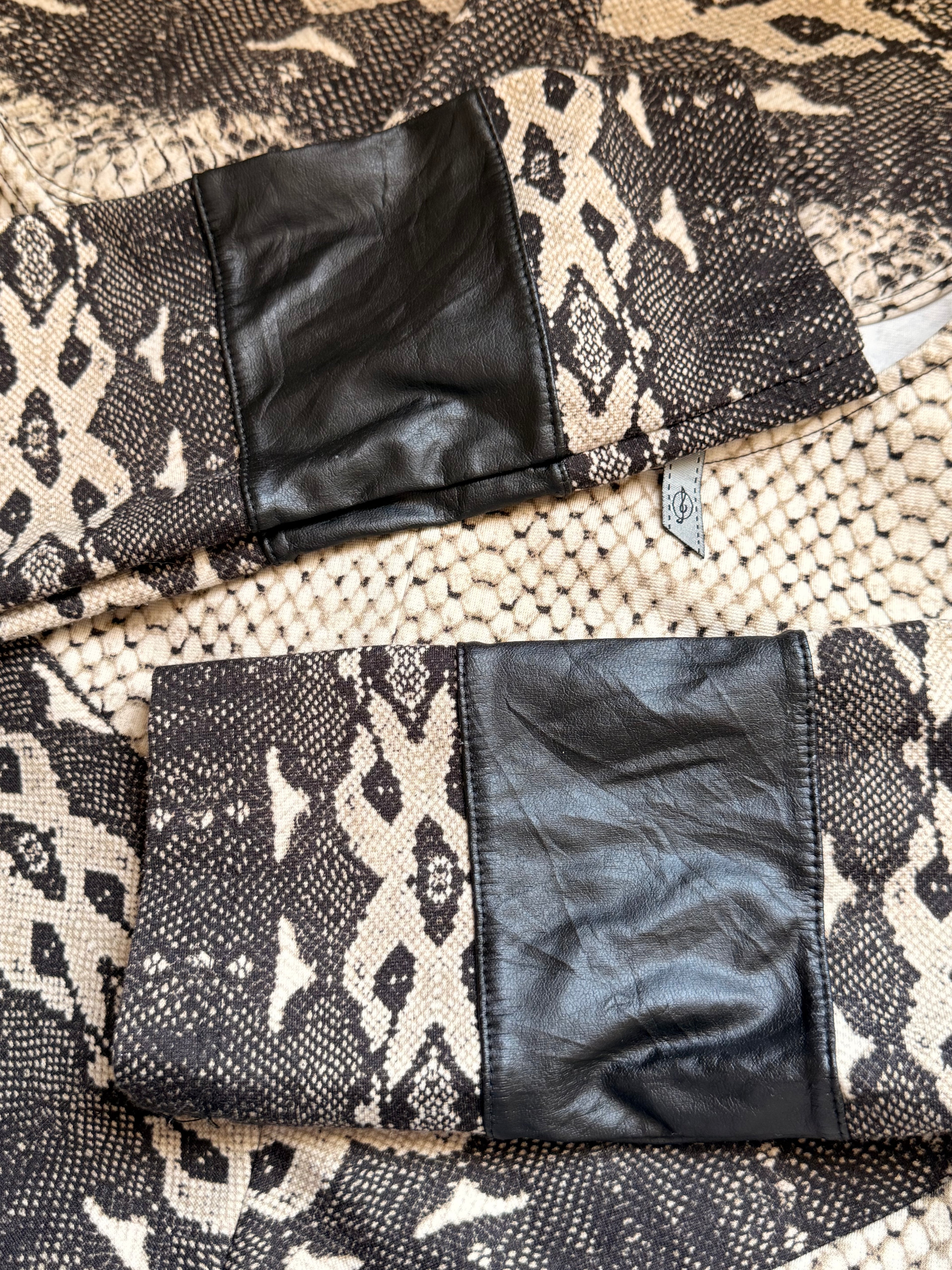 Stradivarius Snakeskin Print Chevron Mini Dress – Size M