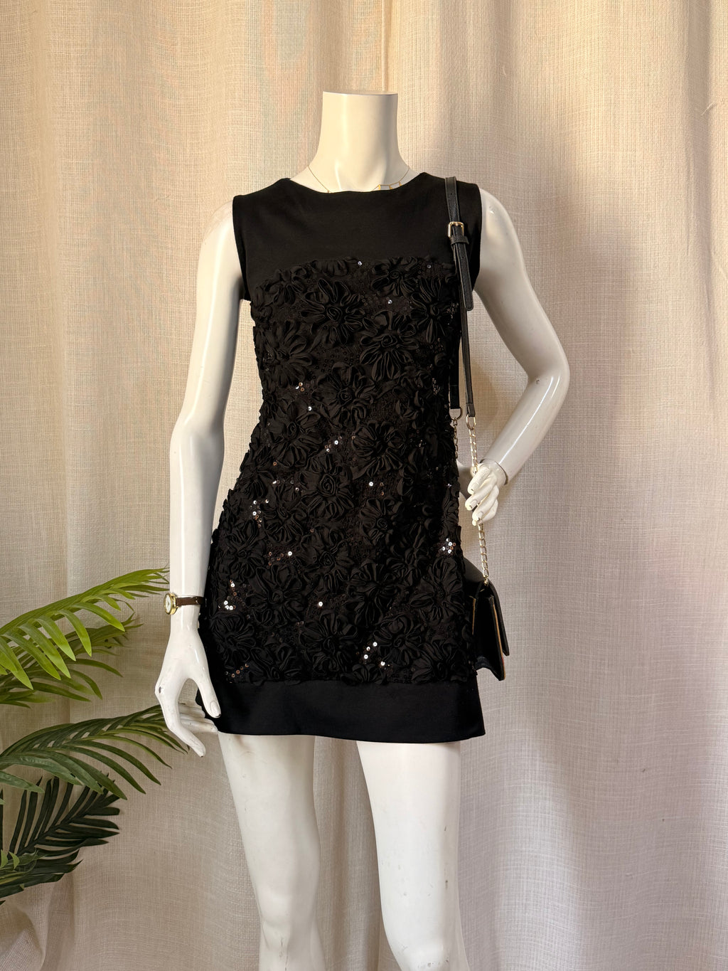 Italian Floral Appliqué Sequin Mini Dress – Size Large / UK 14