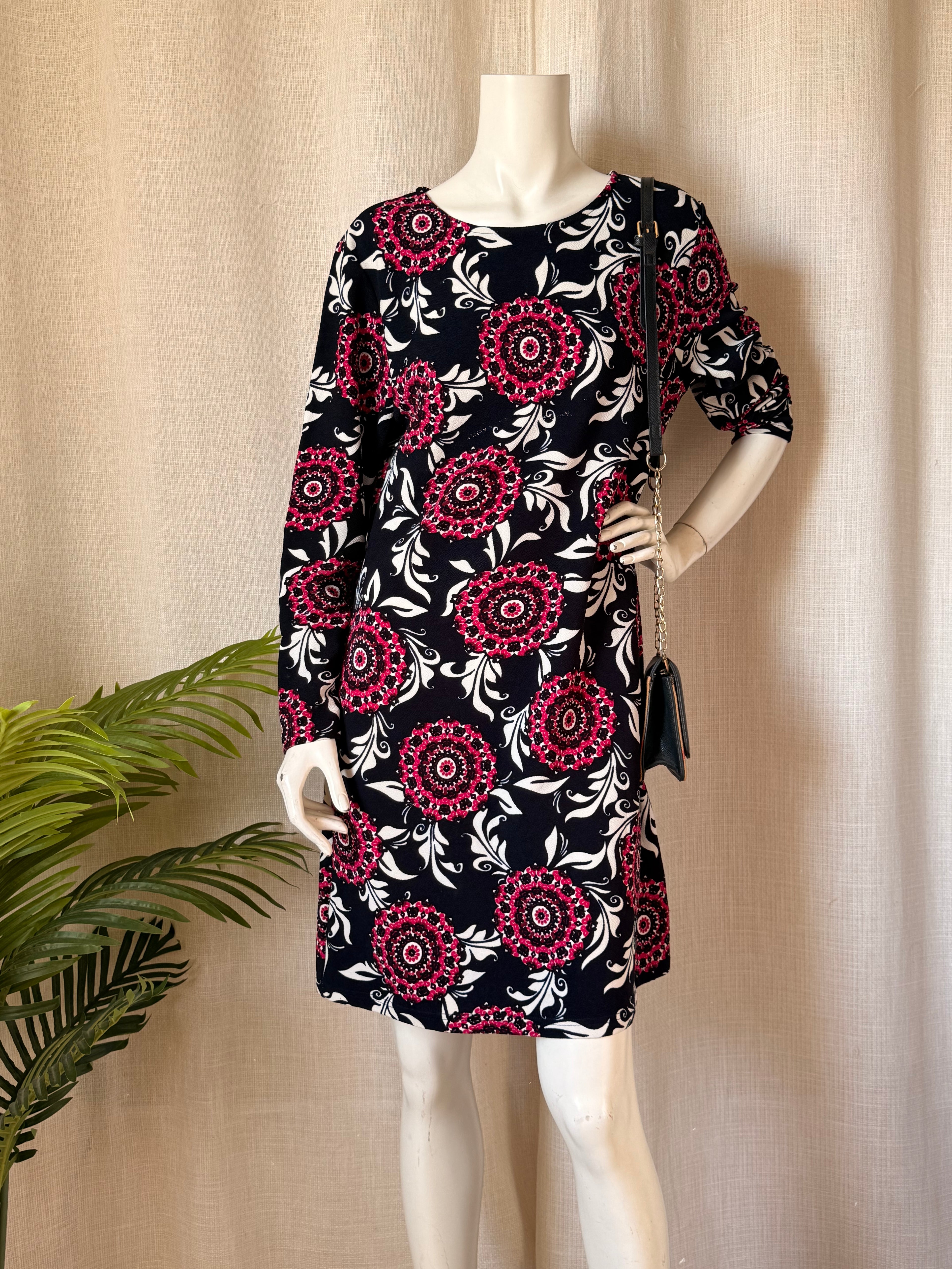 Floral Mandala Print Shift Dress (Size UK 16 / Large) – Pink & Black Knee-Length Dress