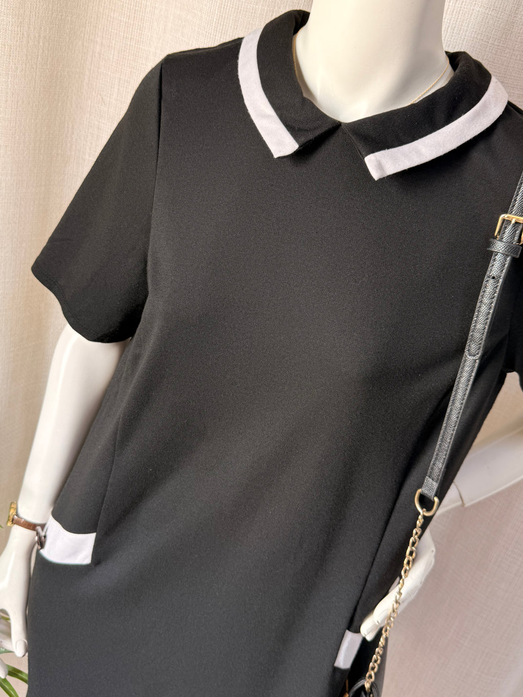 Wallis Black Contrast Collar Shift Dress – UK 16 | Elegant Workwear Midi Dress | Plus Size