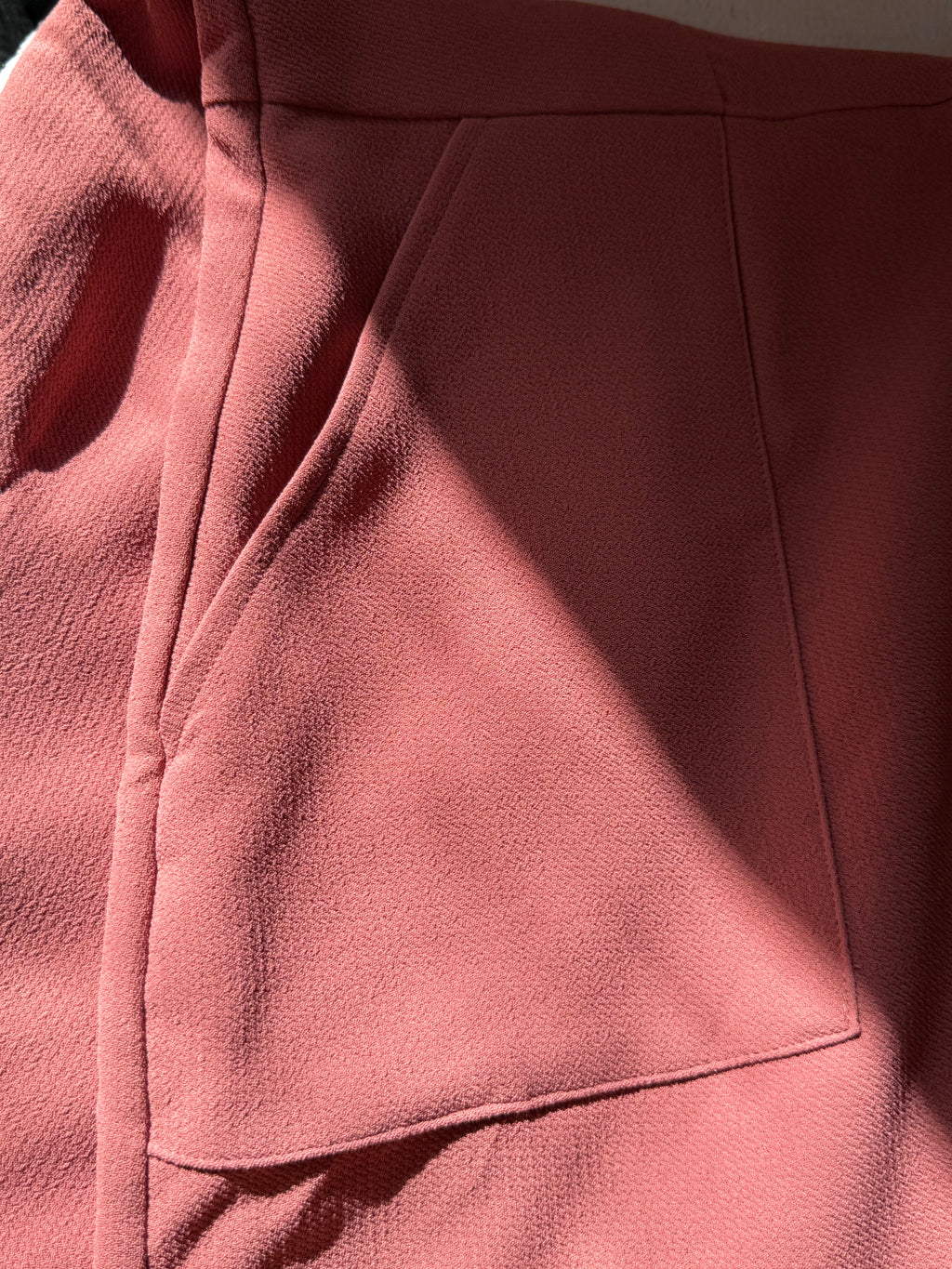 Stylish Preloved NEW LOOK V-Neck Shift Dress with Pockets - UK 12