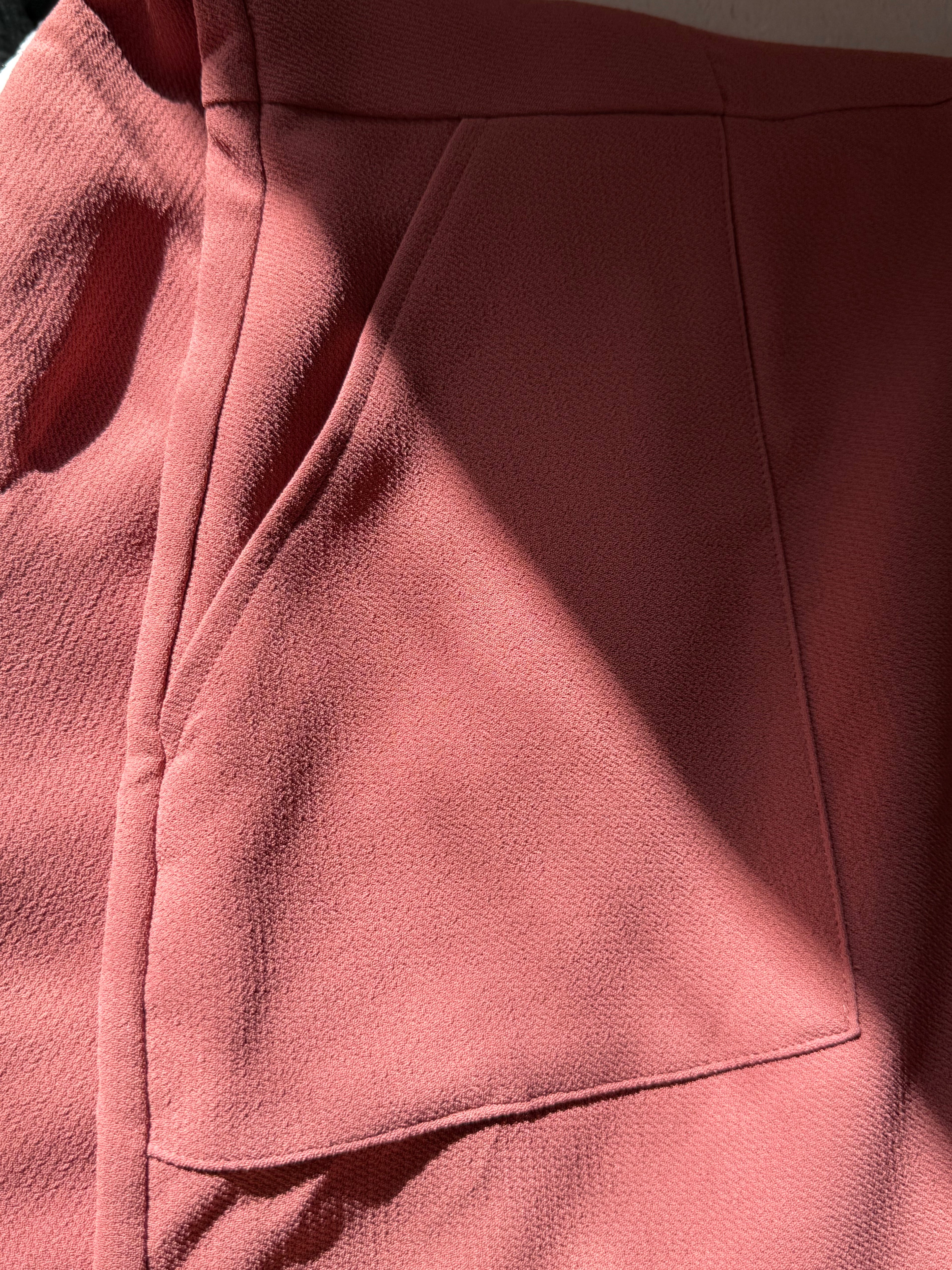 Stylish Preloved NEW LOOK V-Neck Shift Dress with Pockets - UK 12