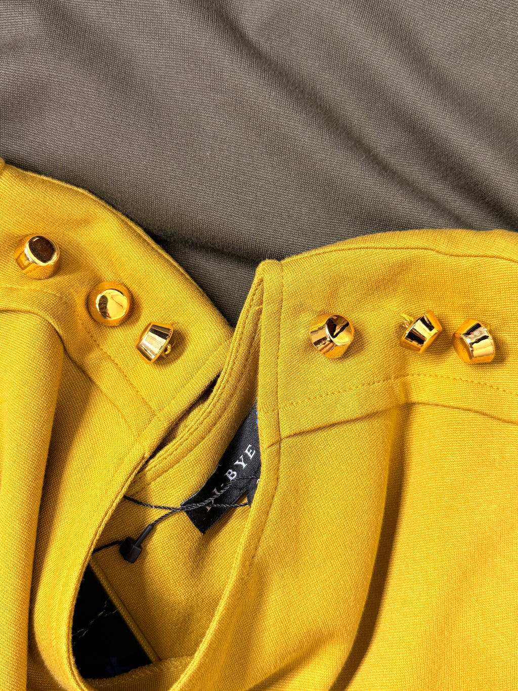 Di-Bye Mustard & Khaki Colorblock Button-Accented Shift Dress – Size M / UK 12 | NWT