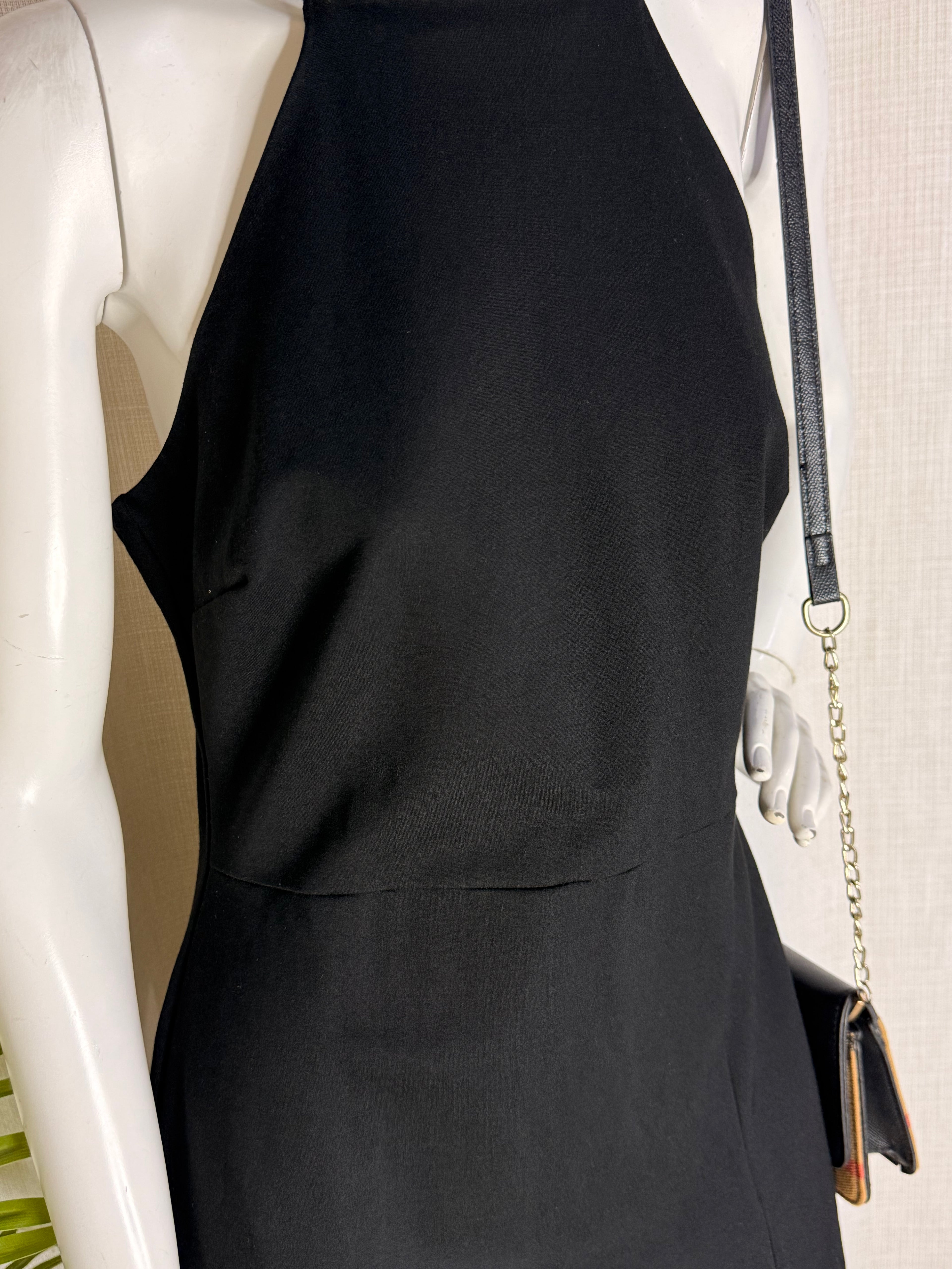 STRADIVARIUS High-Neck Halter Mini Dress with Front Slit - Sleek Black (Size XL / Fits Medium-Large)
