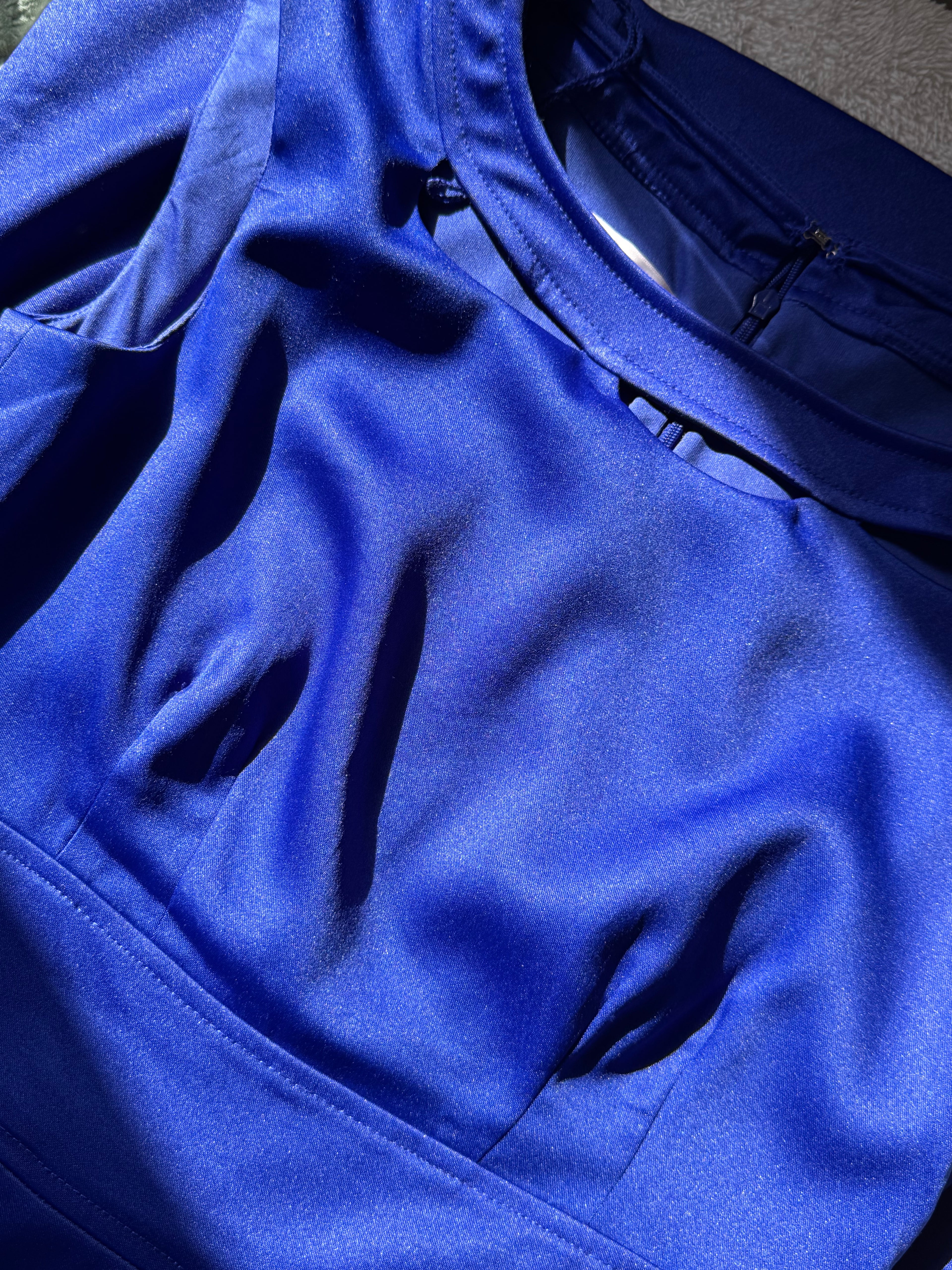 Stunning Royal Blue Dress with Cut-Out Neck | UK 4 (Sustainable Find)