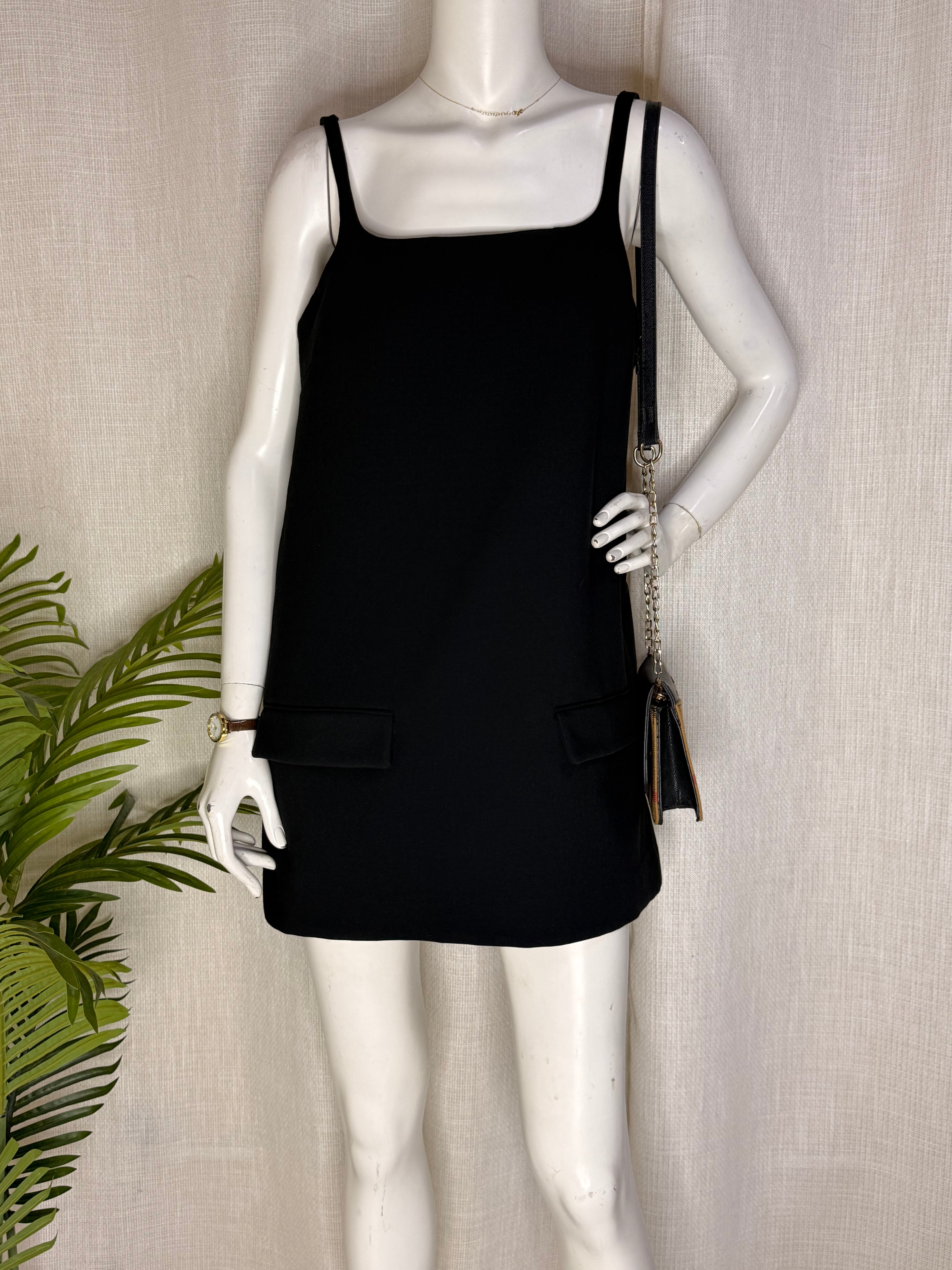 SFERA Collection Square Neck Shift Mini Dress - Classic Black (Size M)