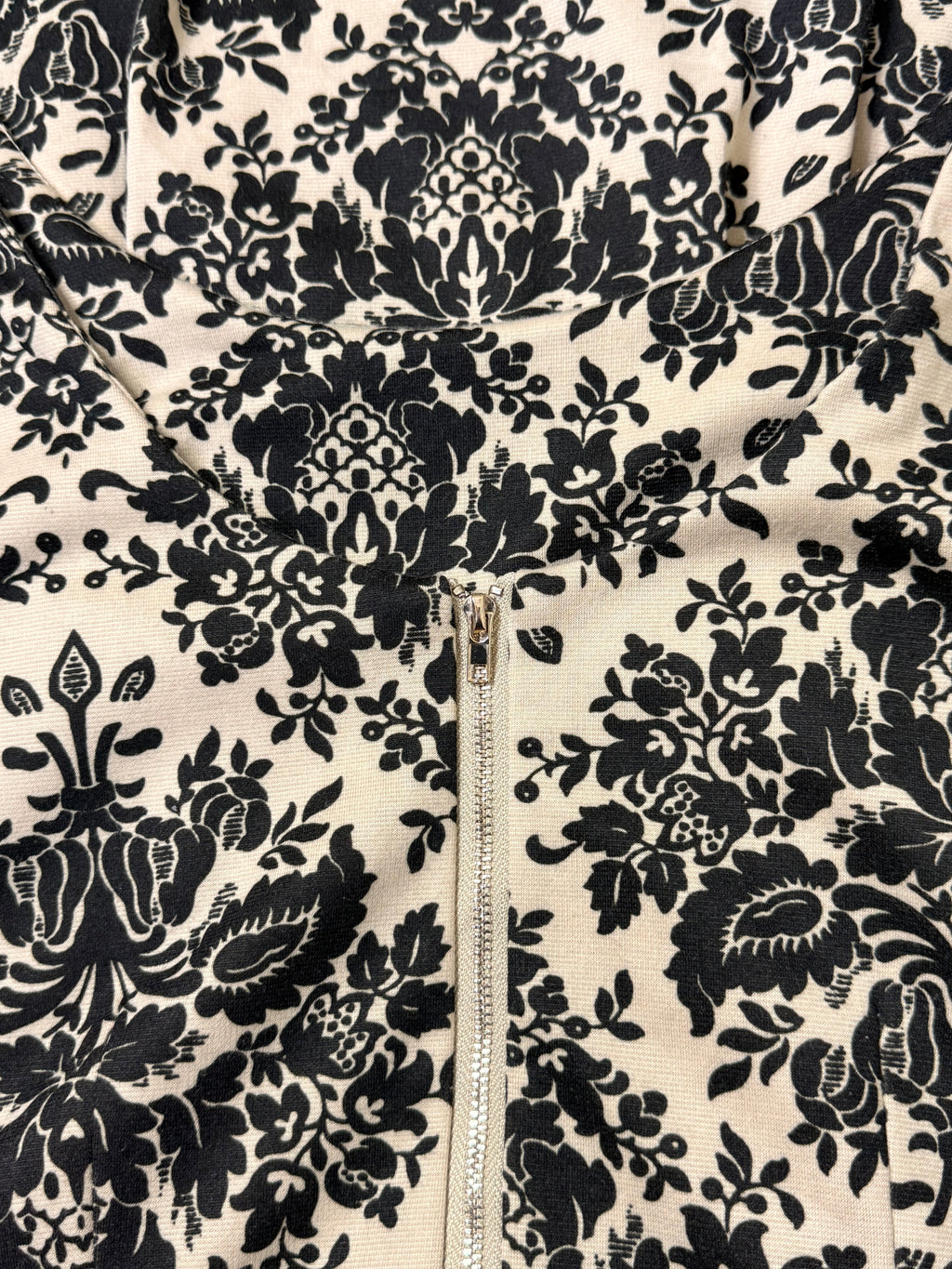 Caroline Morgan Black & Beige Damask Floral skater Dress - Size AU/UK 16 - XL