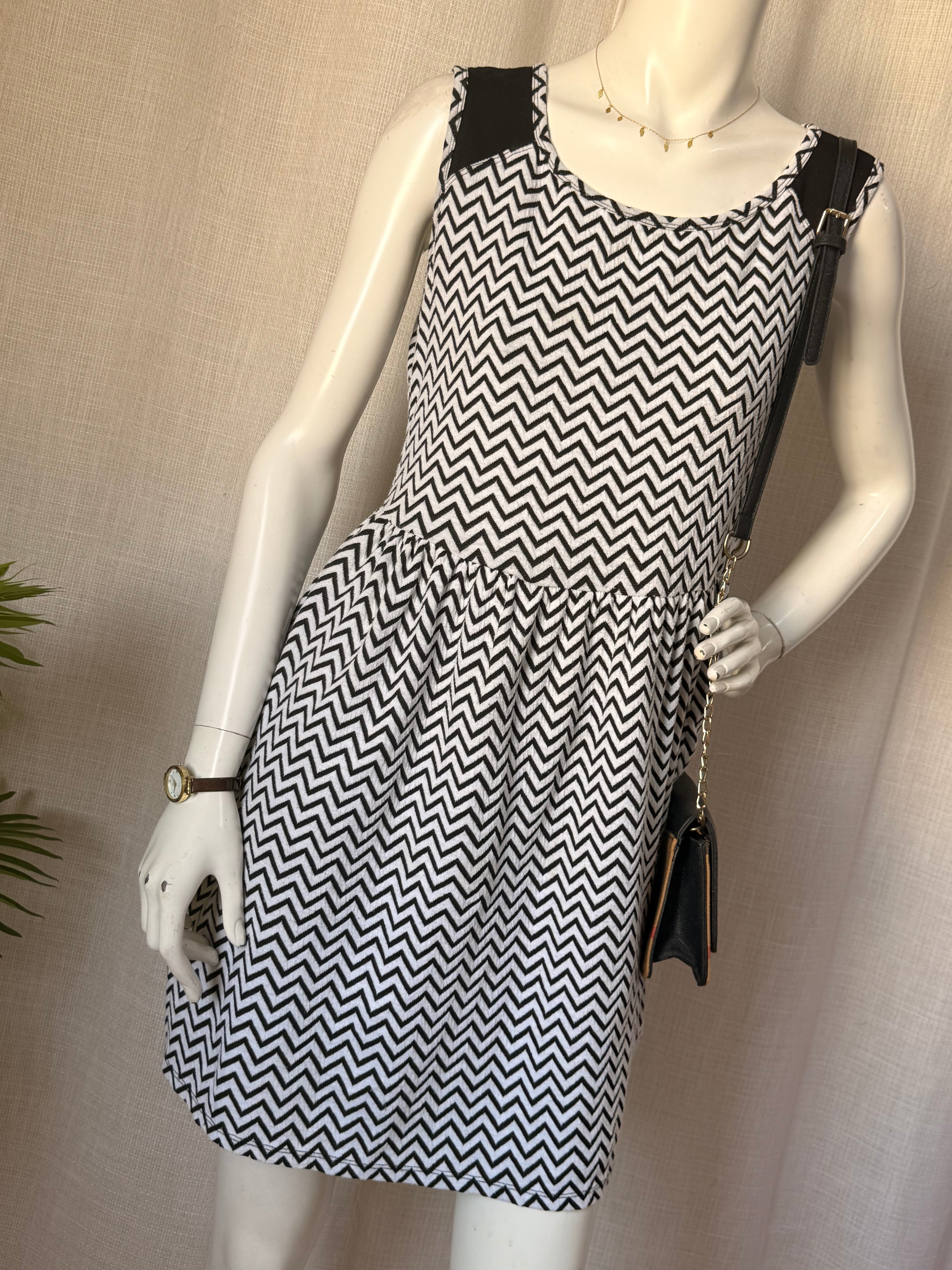 BeBop Black & White Chevron Skater Mini Dress - Size M