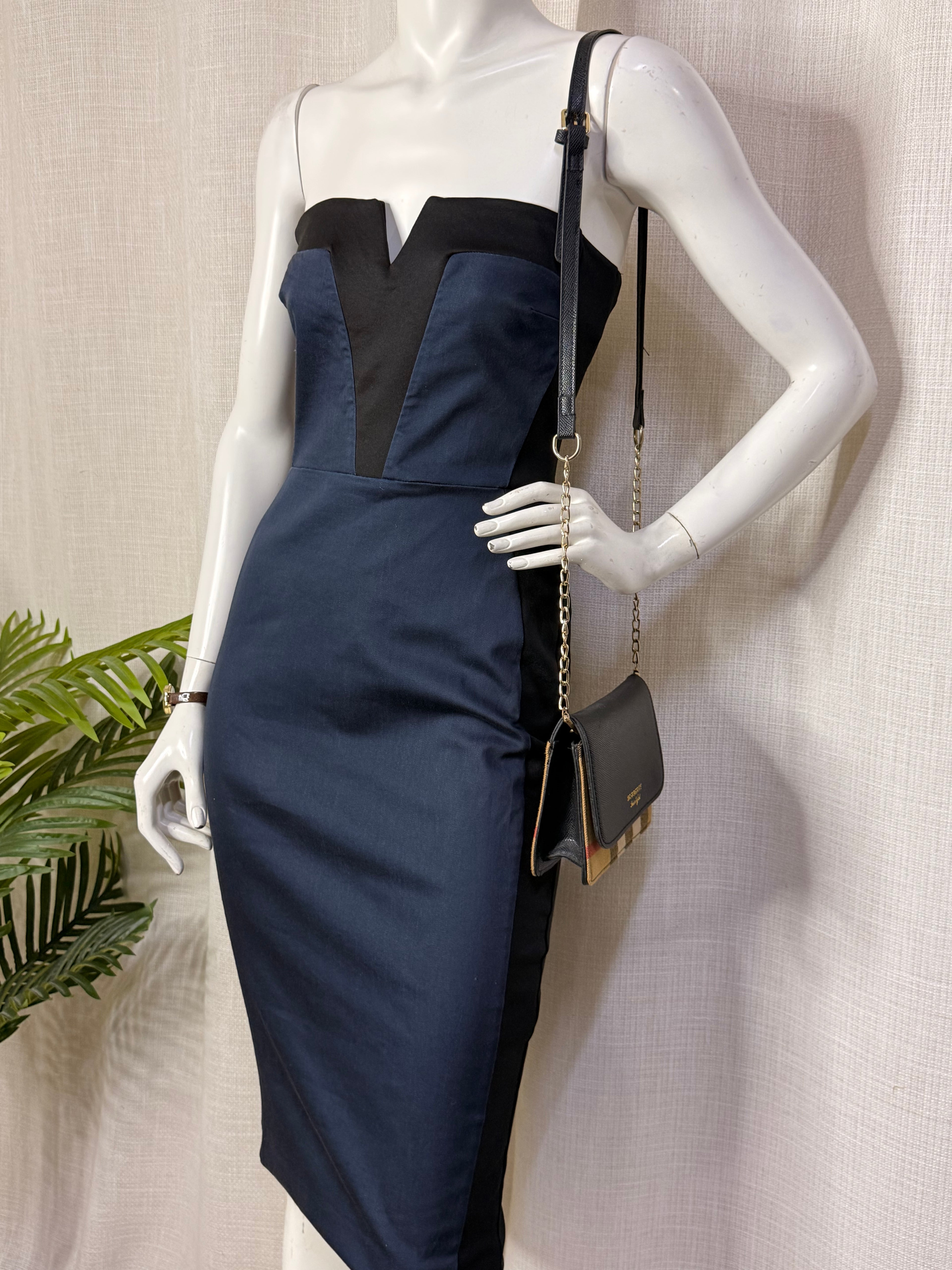 River Island Navy & Black Color-Block Strapless V-Notch Midi Dress - Size UK 10 / EUR 36 - Medium