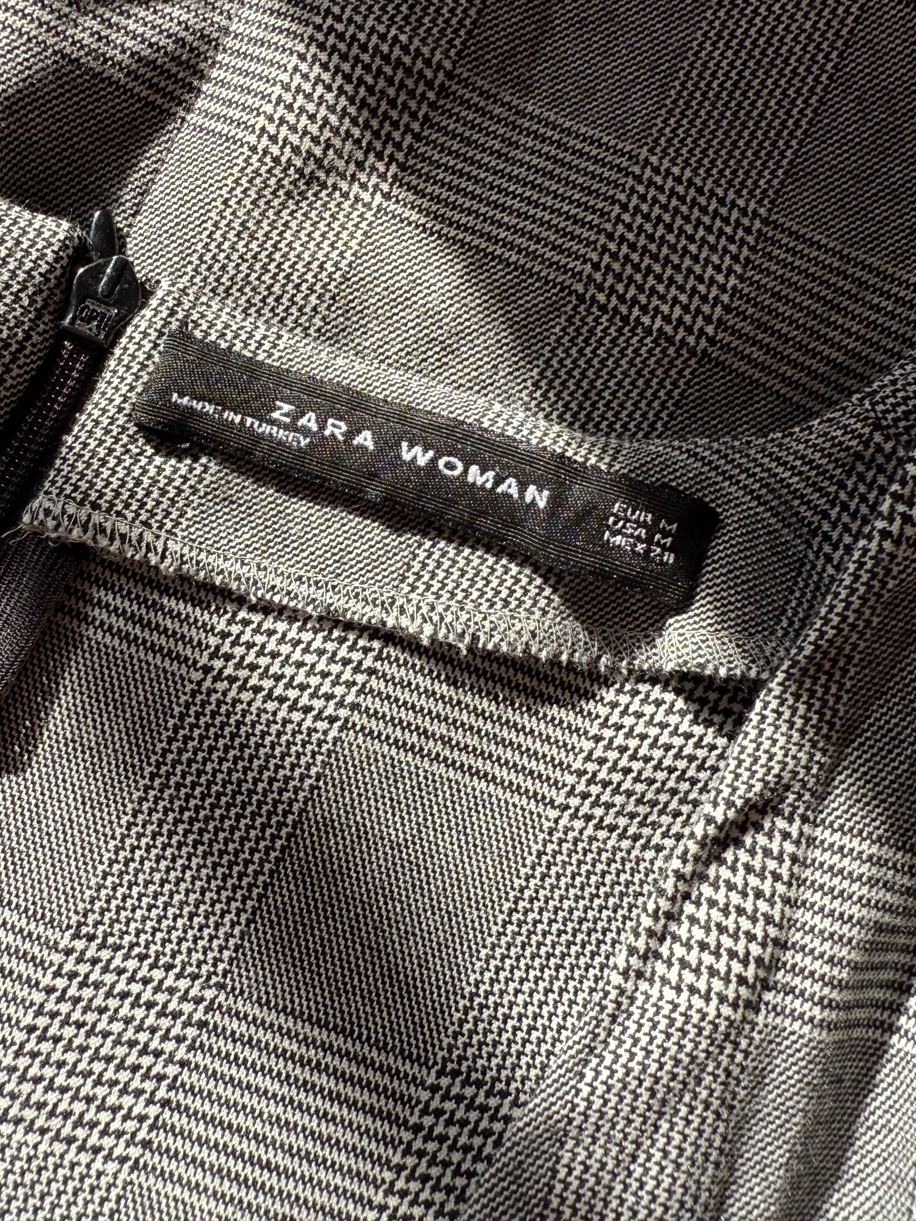 Iconic Preloved ZARA Statement Dress - Medium, Just 15 AED!