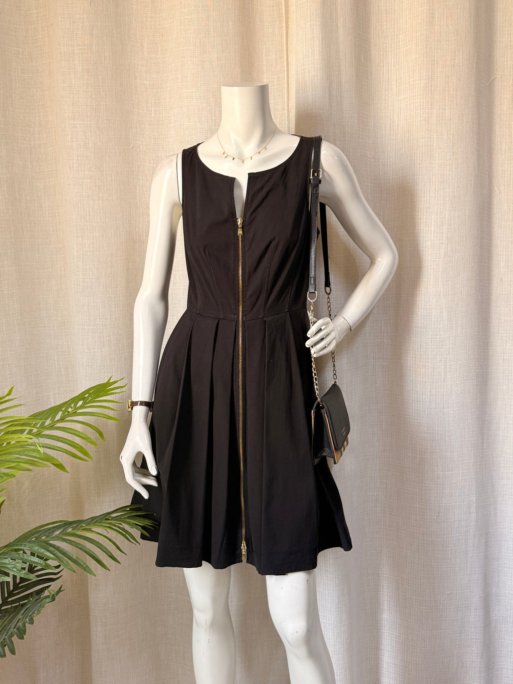 Georges Rech Black Sleeveless Full-Zip Pleated Mini Dress – Size FR 40